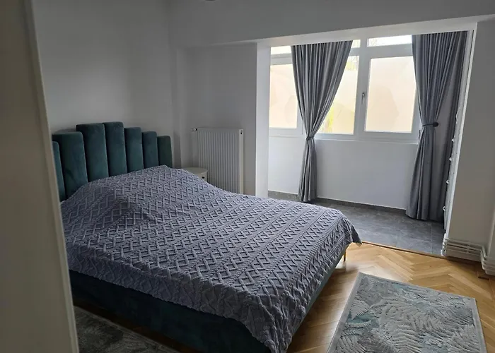 Ultracentral Apartment Craiova